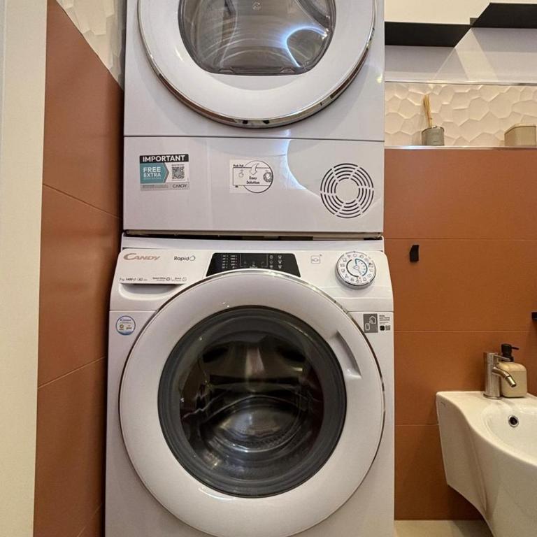 TechFlat - Appartamento con 2 Camere da Letto - 18