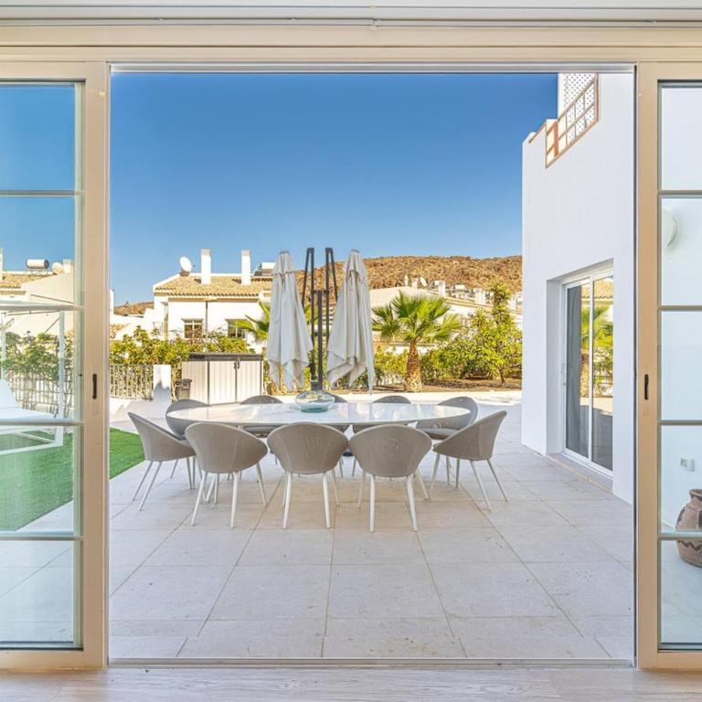 Beautiful detached house in Palm Mar - Casa de 3 dormitorios - 50