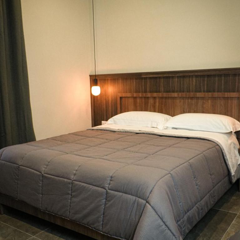 Andrea House - Comfort Dreibettzimmer mit Dusche - 13