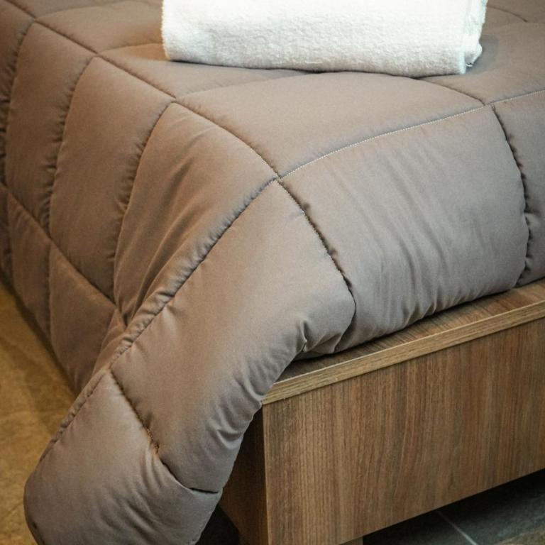 Andrea House - Comfort Dreibettzimmer mit Dusche - 17