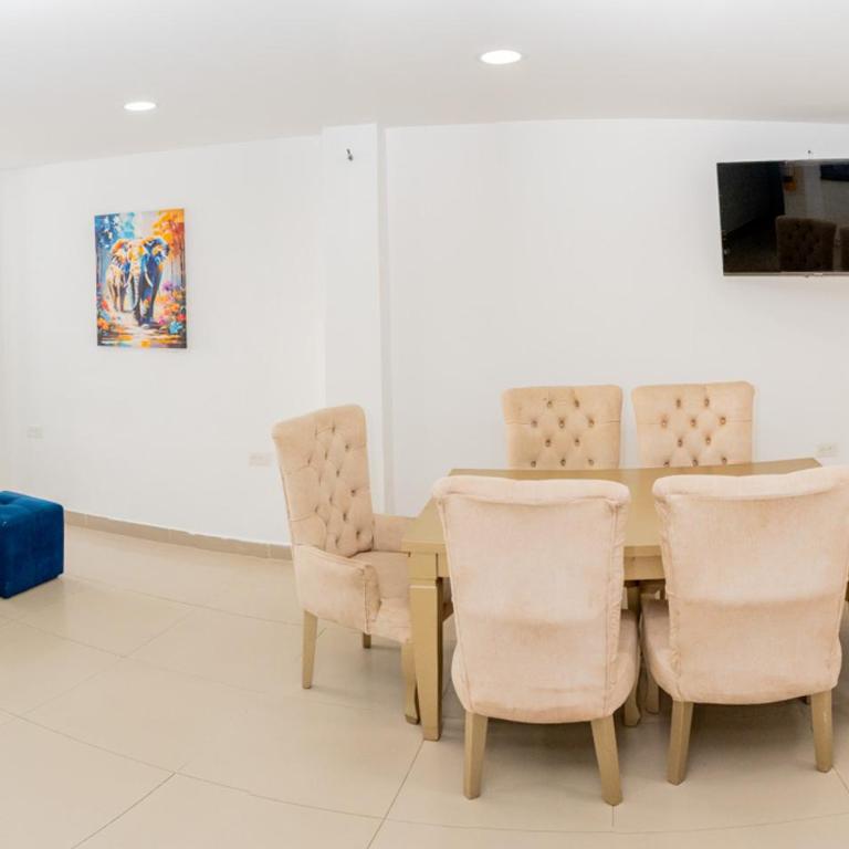 Apartamento Los Manglares - Four-Room Apartment - 14