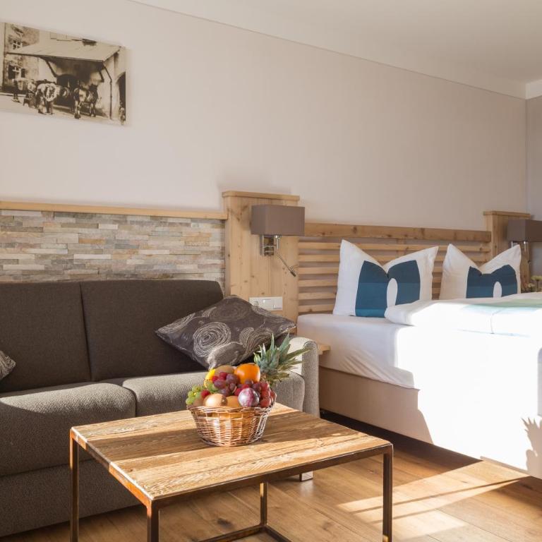 Hotel Christine - Doppelzimmer mit Balkon - 2