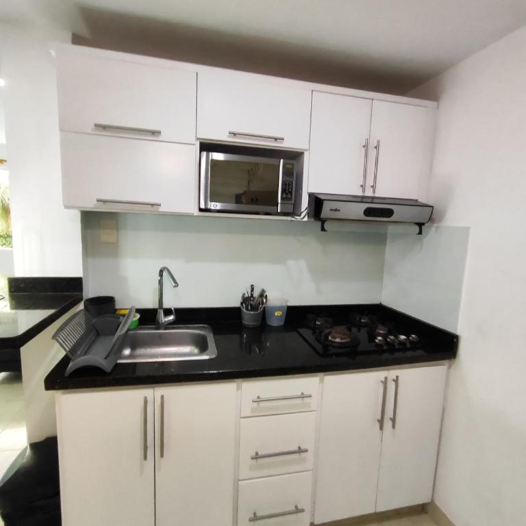 Apartamento Los Manglares - Apartamento Estudio - 1 cama doble - 20