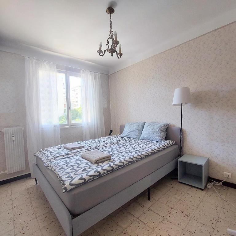 Chez Céline - Walk to Palais, Garage, AC Fast WiFi - Apartment mit 2 Schlafzimmern - 2