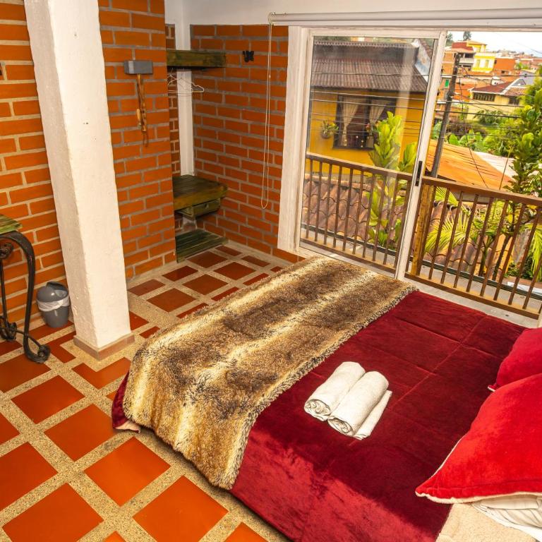 Hotel Alto lindo - Deluxe Double Room with Balcony - 9