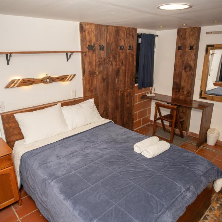 Hotel Alto lindo - Deluxe Queen Room - 6
