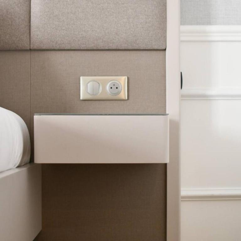 Elegant Studio near Champs Elysees and Madeleine - Apartamento - 12