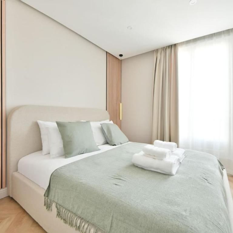 Eiffel Tower View 1BR Newly Renovated and Bright - Appartement - 2