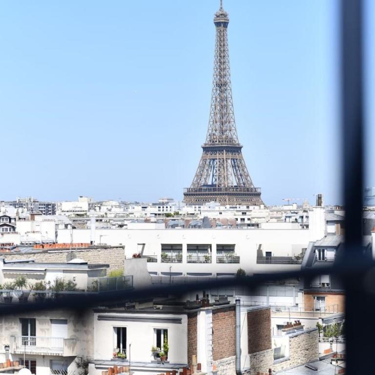 Eiffel Tower View 1BR Newly Renovated and Bright - Appartement - 6