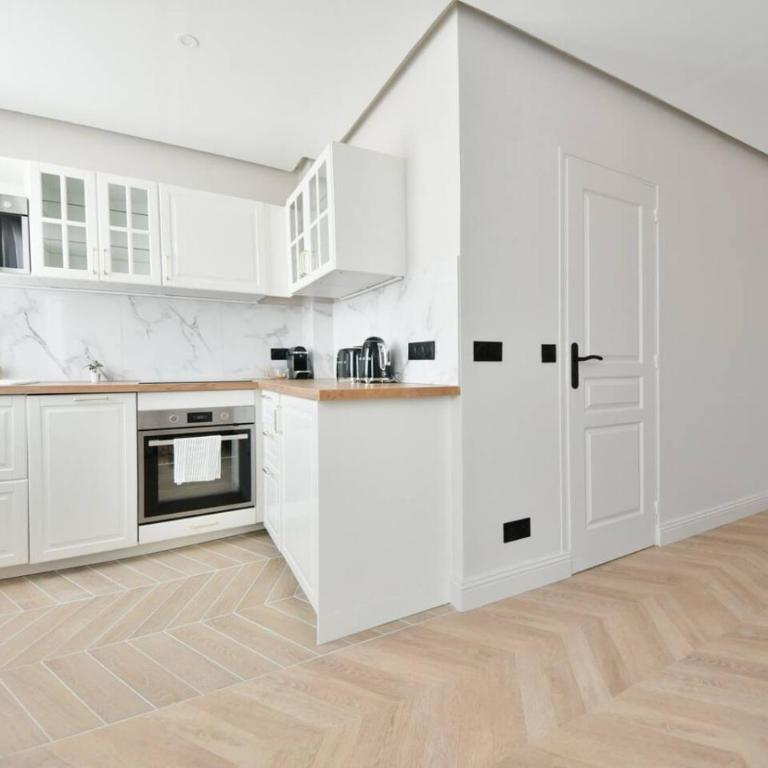 Eiffel Tower View 1BR Newly Renovated and Bright - Appartement - 16