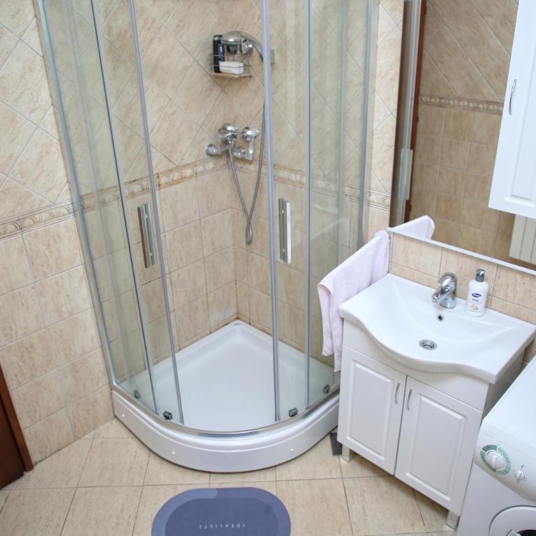 Vila Zeleno borje - Three-Bedroom Villa - 19