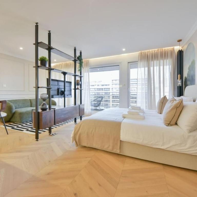 Luxury Studio with Stunning Eiffel Tower View - Appartement - 13