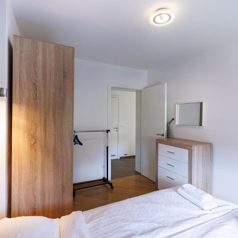 Modern & Fully equipped apartment near Sarajevo Bus station - One-Bedroom Apartment - 18