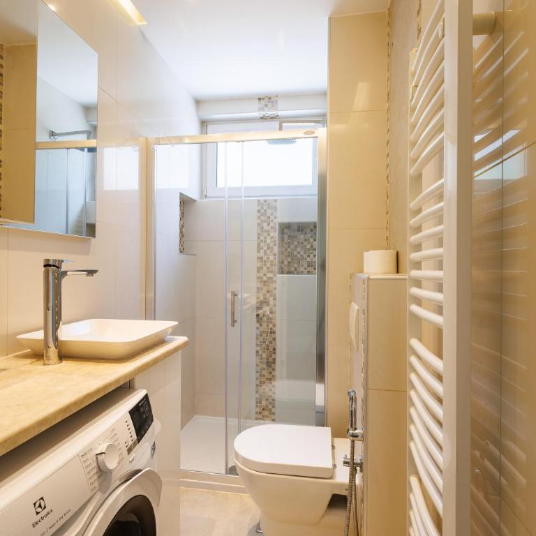 Modern & Fully equipped apartment near Sarajevo Bus station - One-Bedroom Apartment - 8