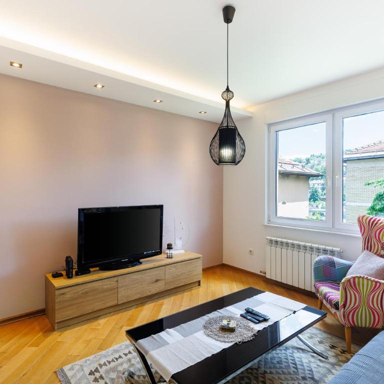 Modern & Fully equipped apartment near Sarajevo Bus station - One-Bedroom Apartment - 14