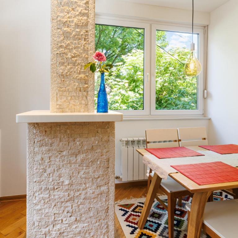 Modern & Fully equipped apartment near Sarajevo Bus station - One-Bedroom Apartment - 23