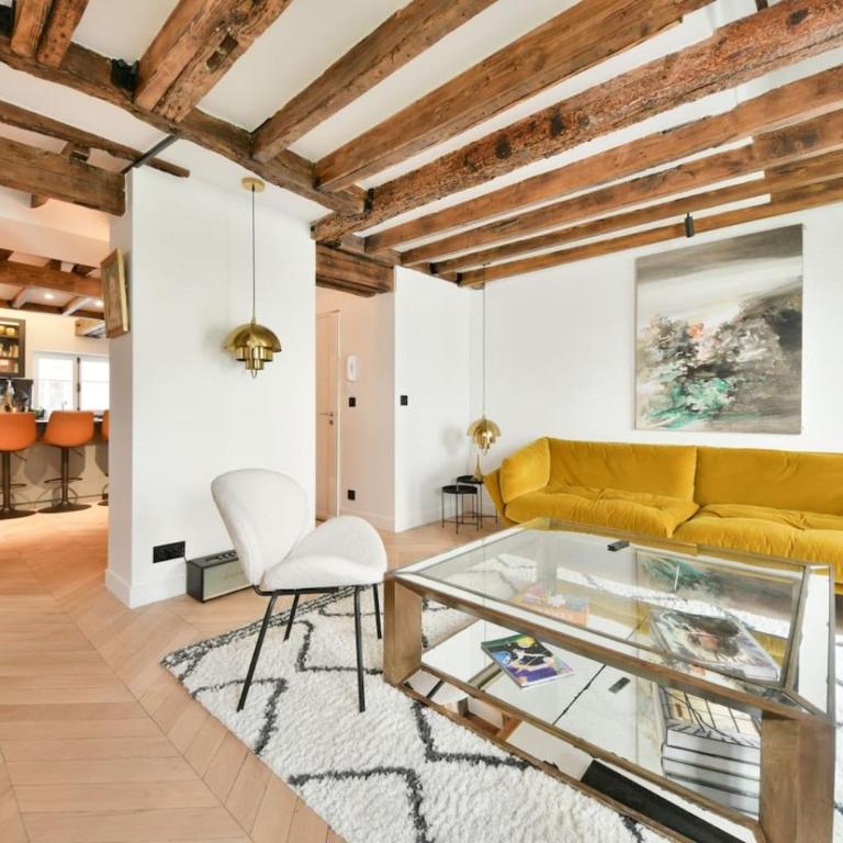 Luxurious 3BR near Champs Elysees Parisian Charm - Appartement - 4