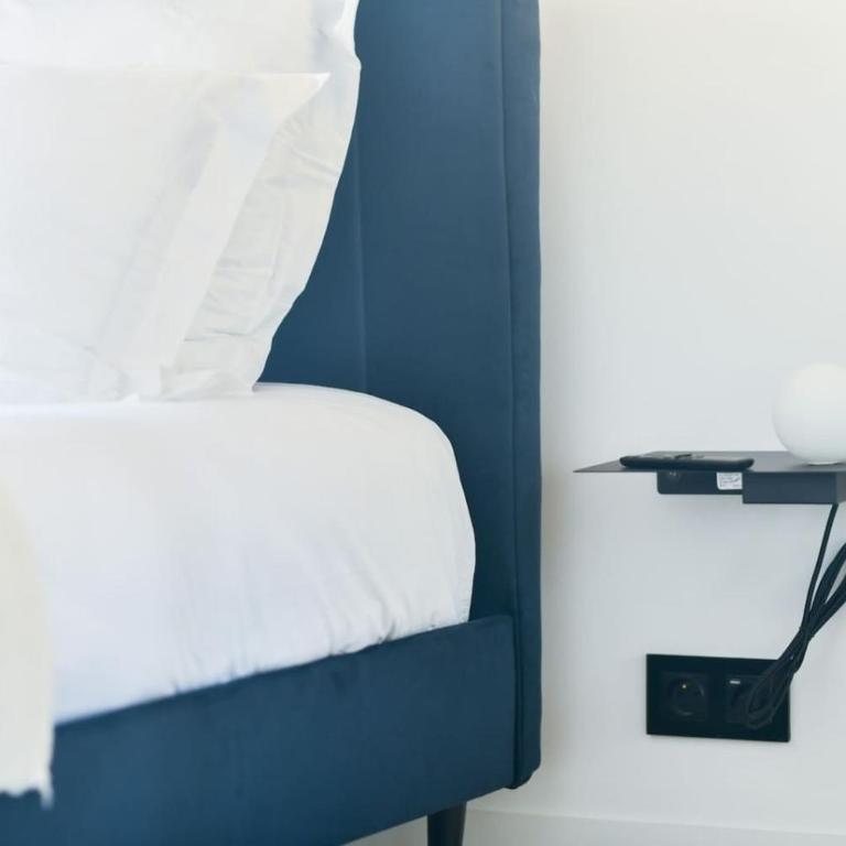 Luxurious 3BR near Champs Elysees Parisian Charm - Appartement - 13