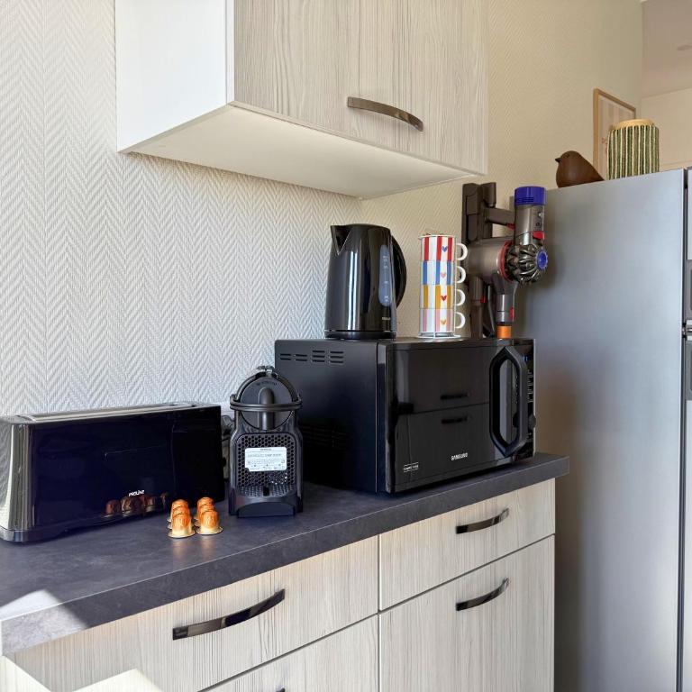 Superbe T3 rénové & climatisé à 5 min des plages - Apartment mit 2 Schlafzimmern - 17