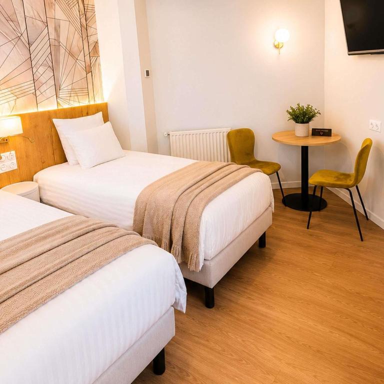 Mercure Lourdes Impérial - Chambre 4 Lits Simples Standard - 2
