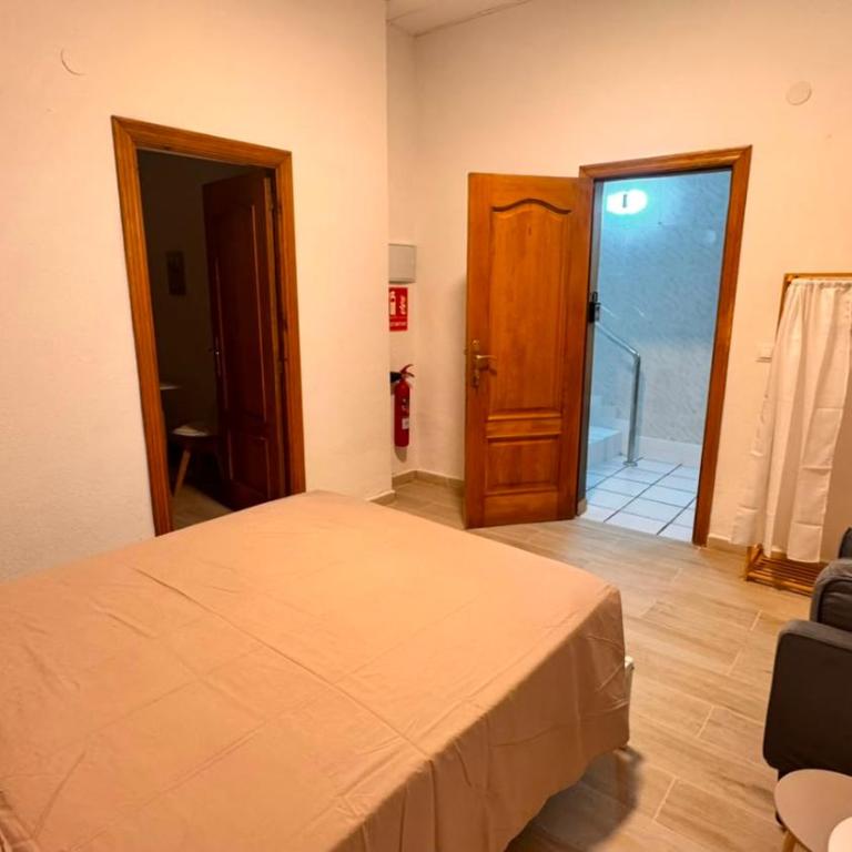 Pensión Thessa - Chambre Double avec Salle de Bains Privative - 12