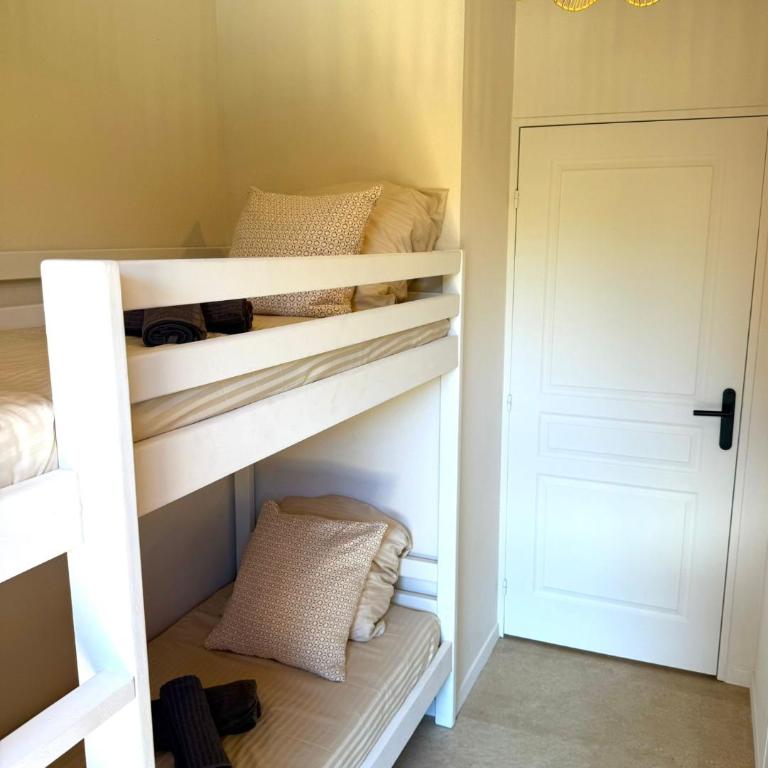 Appartement spacieux au rez-de-chaussée piscine chauffée - Apartment mit 3 Schlafzimmern - 7