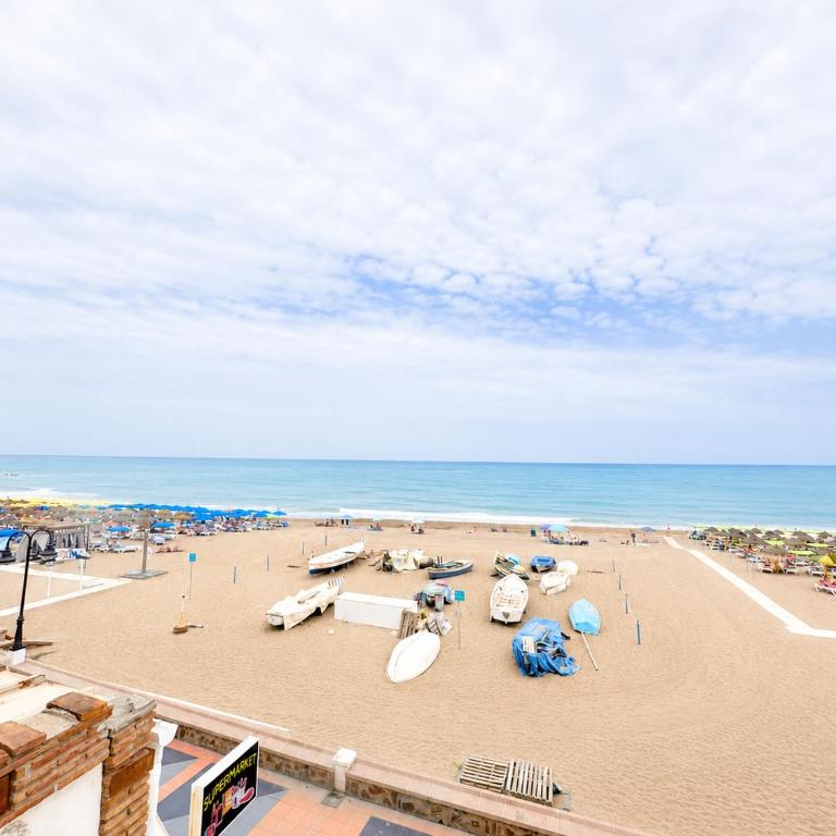 Carihuela Beachfront Apartments - Apartamento de 2 dormitorios con balcón y vistas al mar - 19
