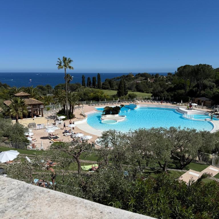 Appartement T2 vue mer - Cap Estérel Agay - 5 personnes - Apartment mit 1 Schlafzimmer - 2