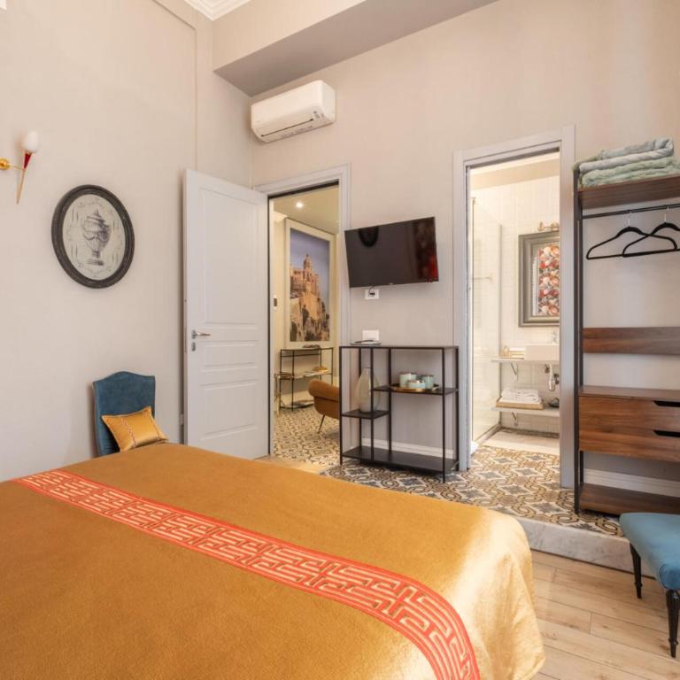 Guest House 73 - Camera Queen con Balcone - 14