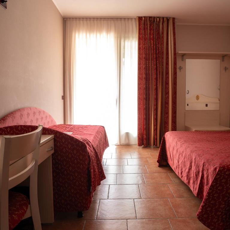 Hotel Campanello - Camera Standard Matrimoniale/Doppia con Letti Singoli con Balcone - Dependance - 4