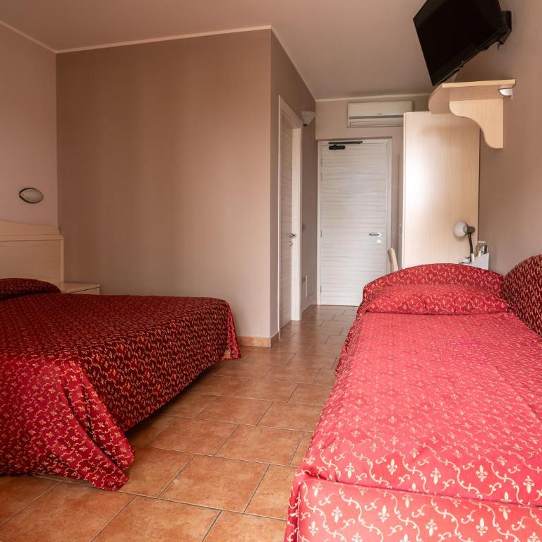 Hotel Campanello - Camera Standard Matrimoniale/Doppia con Letti Singoli con Balcone - Dependance - 1