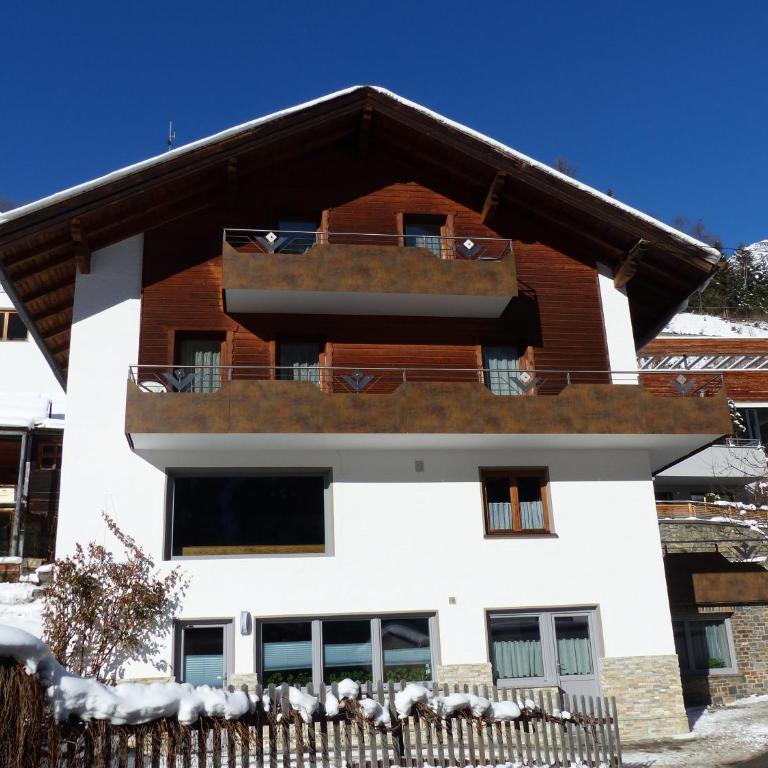 Haus Wechner - Apartment mit 3 Schlafzimmern und Balkon - 17