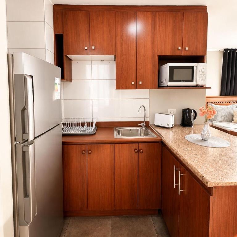 3 dormitorios Familiar con Estacionamiento opcional - Metro Santa Ana - Deluxe One-Bedroom Apartment with City View - 4