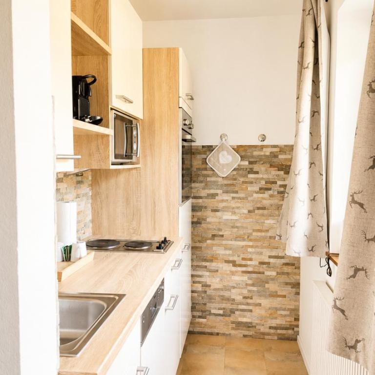 Haus Elisabeth - Studio mit Balkon - 8