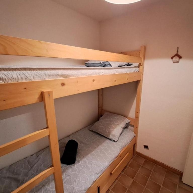 Stay at the slopes stunning mountain views! - Apartment - 6