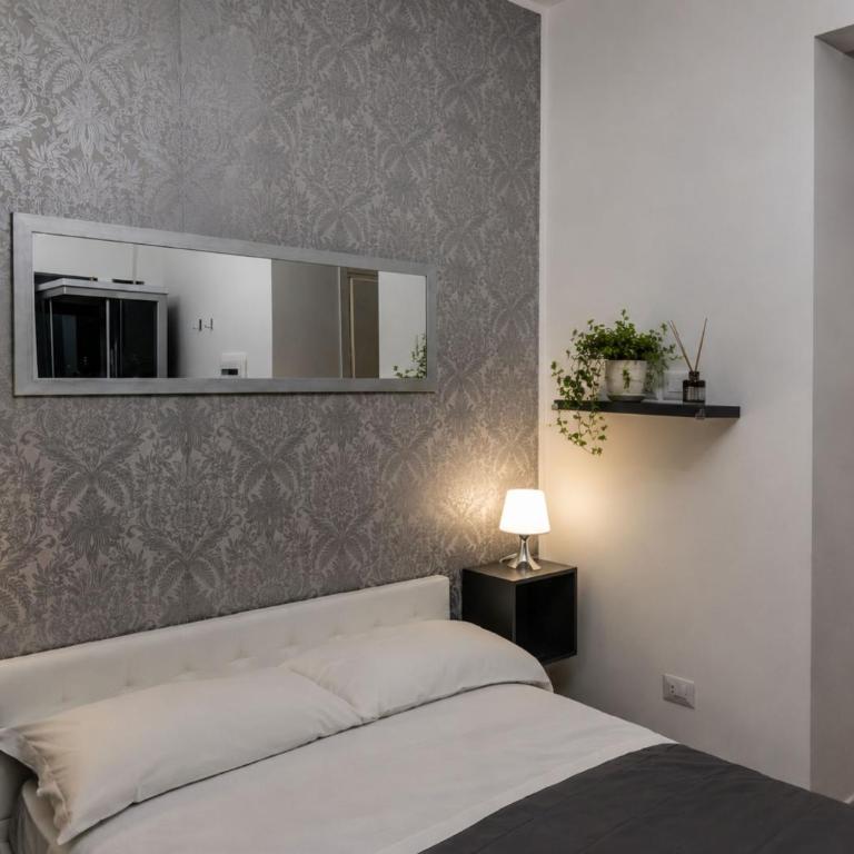 Inside Roma Rooms by DOT Suites - Camera Matrimoniale Standard - 1