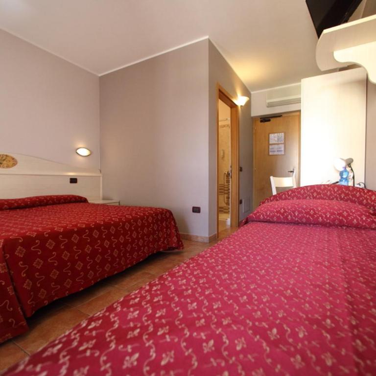 Hotel Campanello - Camera Standard Matrimoniale/Doppia con Letti Singoli con Balcone - Dependance - 9