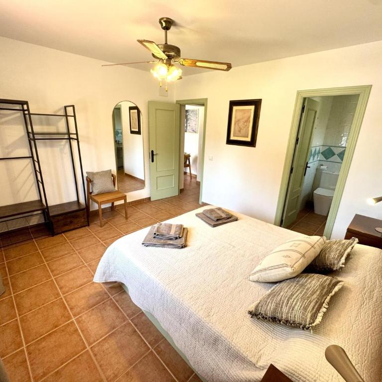 VILLA HORIZONTE - Fantastic house with raised pool and free WiFi - Chalet - 15