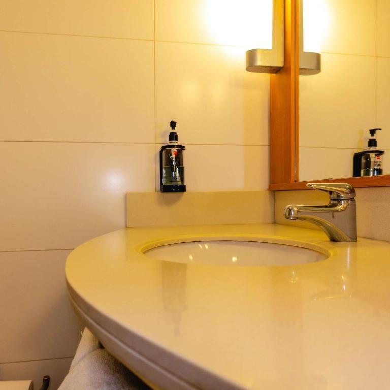 ibis Valparaiso - Standard Twin Room - 9