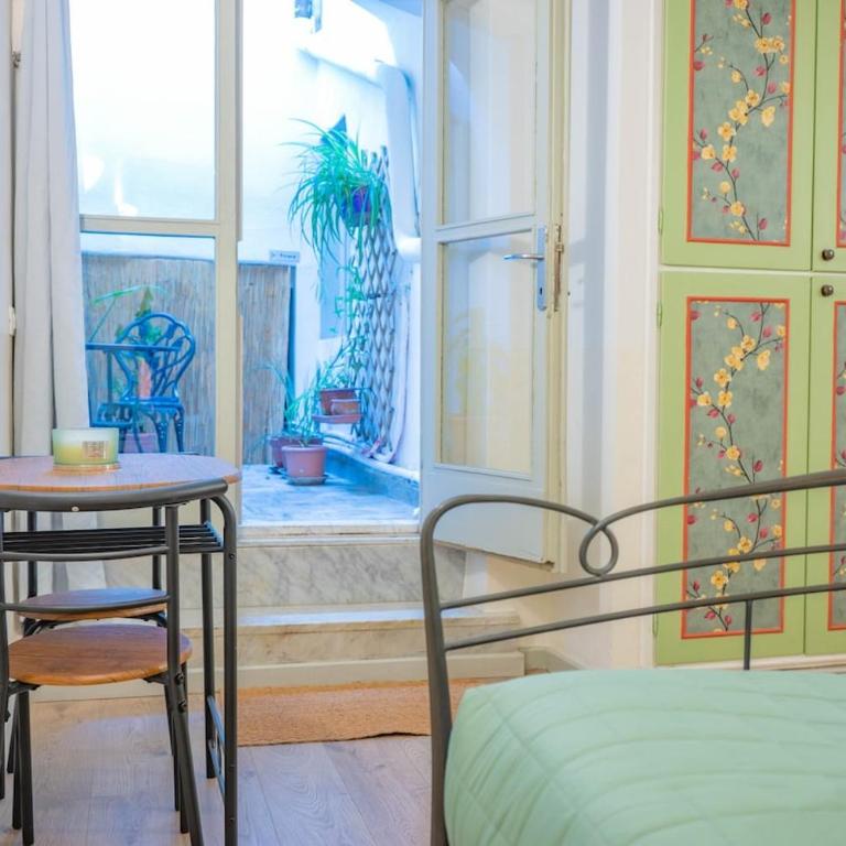 Apartment with Private Courtyard - Santa Croce - One-Bedroom Apartment - 9