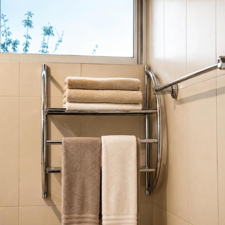 Comfortable with Private Garage and Excellent Location Rb - Two-Bedroom Apartment - 24