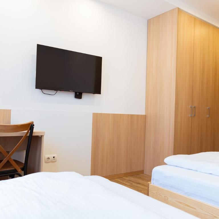 Mahagoni Rooms - Deluks Dvokrevetna Soba sa Zasebnim Krevetima - 4