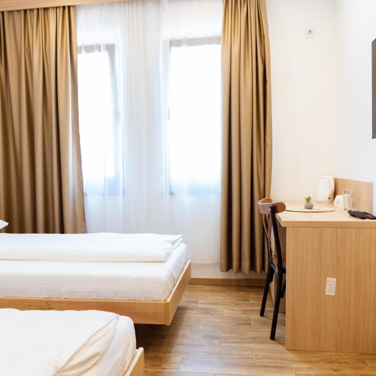 Mahagoni Rooms - Deluks Dvokrevetna Soba sa Zasebnim Krevetima - 6