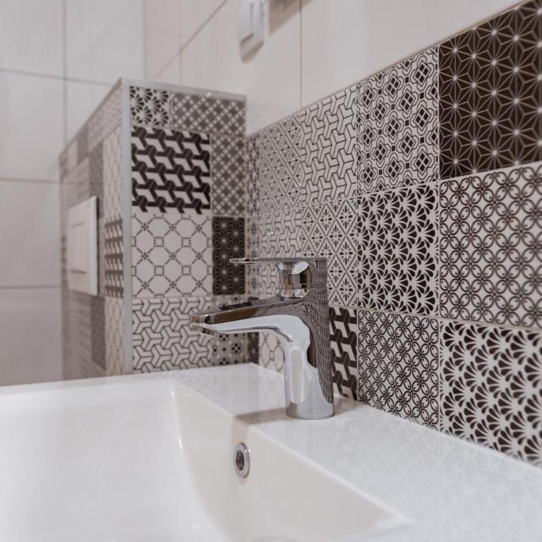 Mahagoni Rooms - Deluks Dvokrevetna Soba sa Zasebnim Krevetima - 7