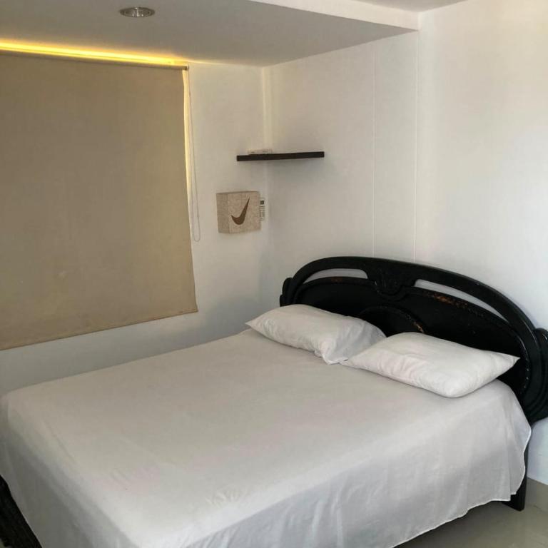 Gran Oportunidad Arrendamiento Apto Luxury Amoblado - Apartment - 9