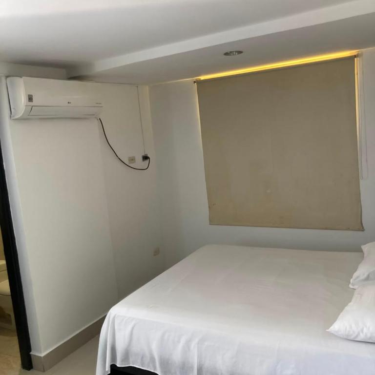 Gran Oportunidad Arrendamiento Apto Luxury Amoblado - Apartment - 16