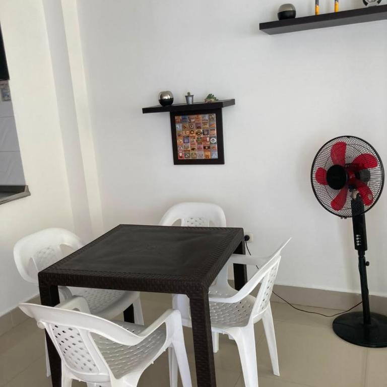 Gran Oportunidad Arrendamiento Apto Luxury Amoblado - Apartment - 24