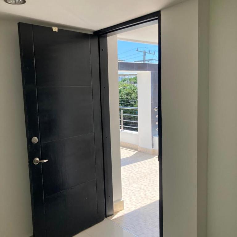 Gran Oportunidad Arrendamiento Apto Luxury Amoblado - Apartment - 37