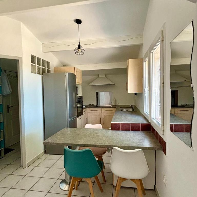 Gite des Ecureuils, vue mer, piscine privée, parking, climatisation - Maison 2 Chambres - 5
