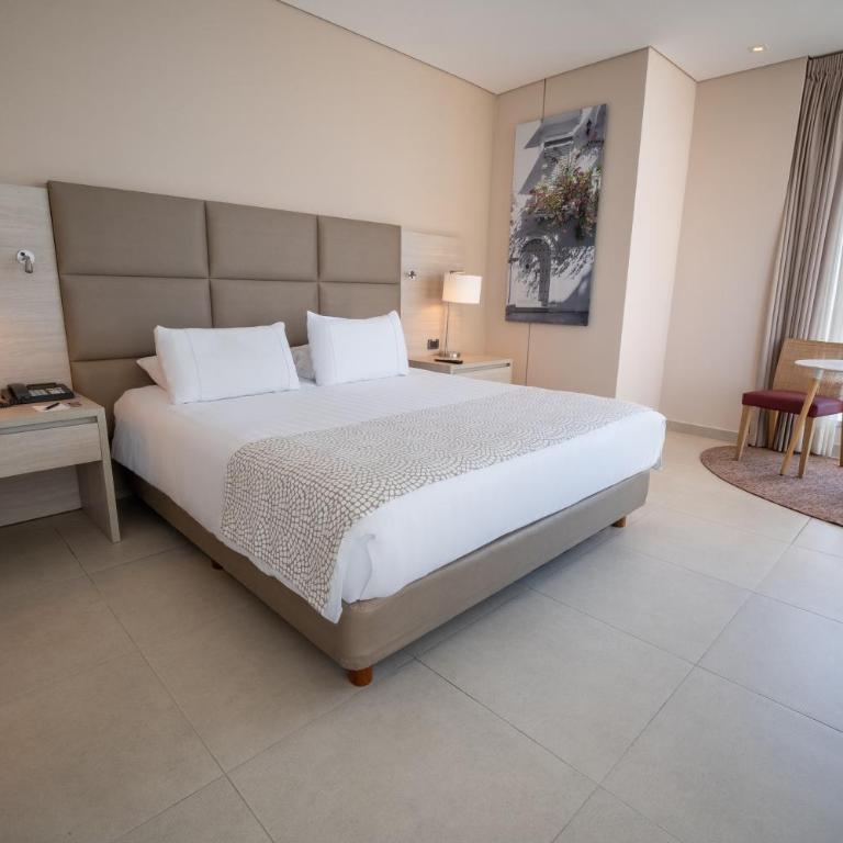 Estelar Cartagena de Indias Hotel y Centro de Convenciones - King Double Room - 10